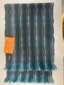  Schonkala hand woven Claws 2 Scarf