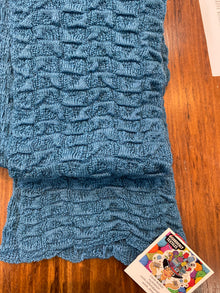  Carole Redlich woollen scarf blue