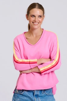  EST 1971 V Neck Pink Windcheater