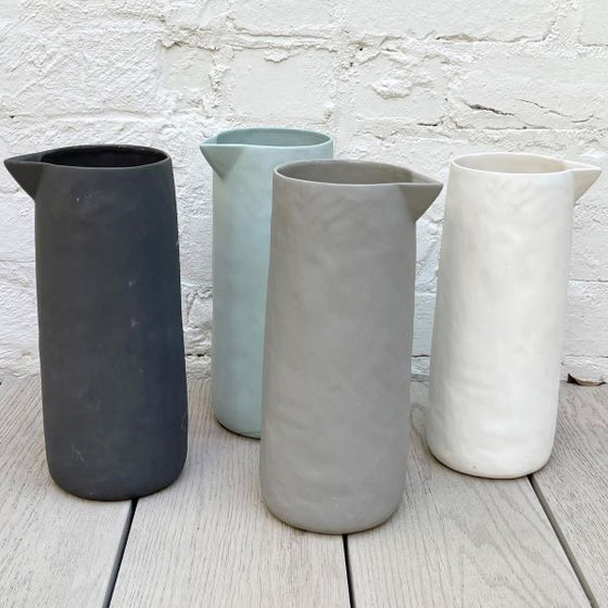 Flax Vase Charcoal