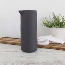  Flax Vase Charcoal