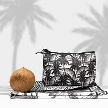  Sand Free Hamilton Large Towel & Bag Trees