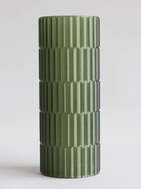 Design Hunt Olive Faceted Vase M
